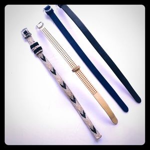 Set of 4 keep collective bands